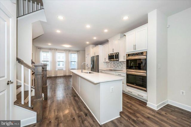 45366 DAVENO SQ, Sterling, VA 20164