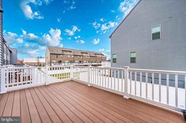 45366 DAVENO SQ, Sterling, VA 20164