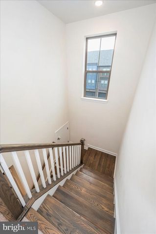 45366 DAVENO SQ, Sterling, VA 20164