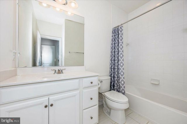 45366 DAVENO SQ, Sterling, VA 20164