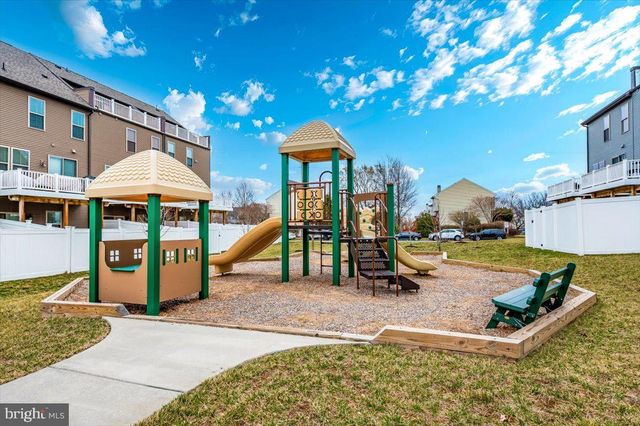 45366 DAVENO SQ, Sterling, VA 20164