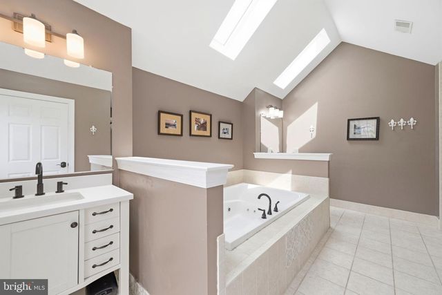 3219 GREYSTONE, Garnet Valley, PA 19060