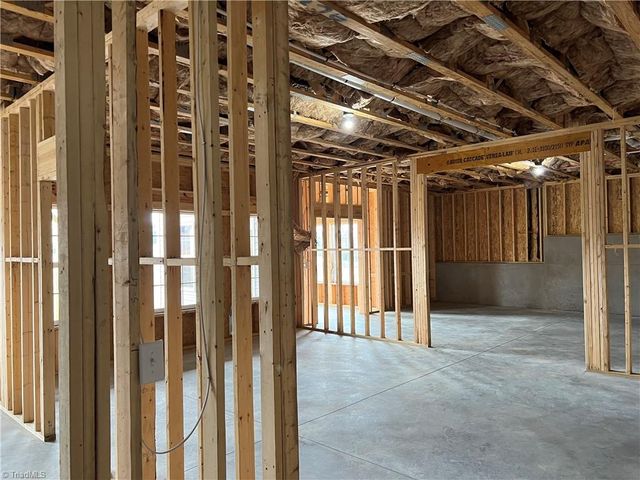 1096 Hollow Creek Lane 16, Kernersville, NC 27284