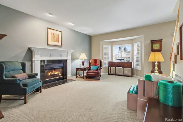 5744 Hidden Lane Court, White Lake Charter Township, MI 48383