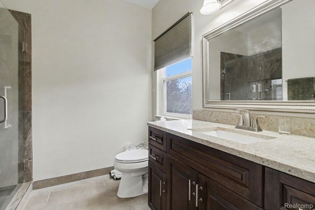 5744 Hidden Lane Court, White Lake Charter Township, MI 48383