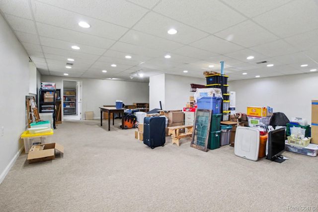 5744 Hidden Lane Court, White Lake Charter Township, MI 48383