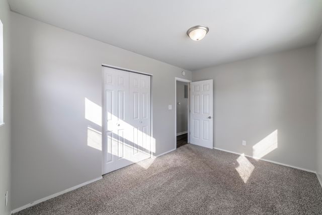 215 Crestwood Drive, Michigan City, IN 46360