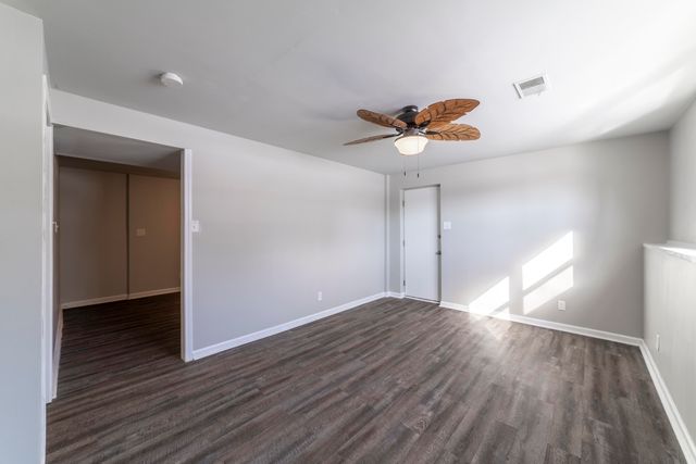 215 Crestwood Drive, Michigan City, IN 46360