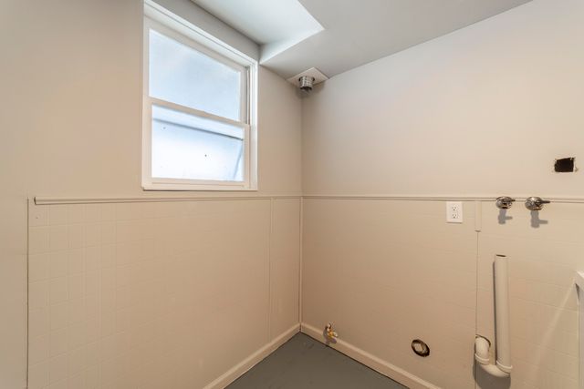 215 Crestwood Drive, Michigan City, IN 46360