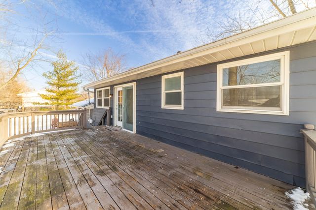 215 Crestwood Drive, Michigan City, IN 46360