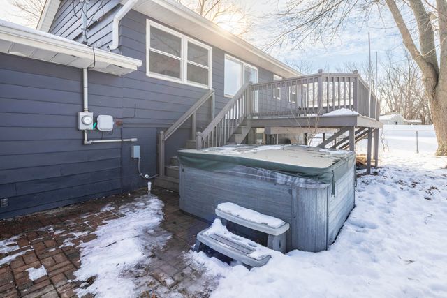 215 Crestwood Drive, Michigan City, IN 46360