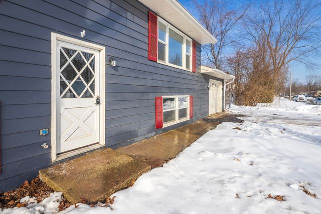 215 Crestwood Drive, Michigan City, IN 46360