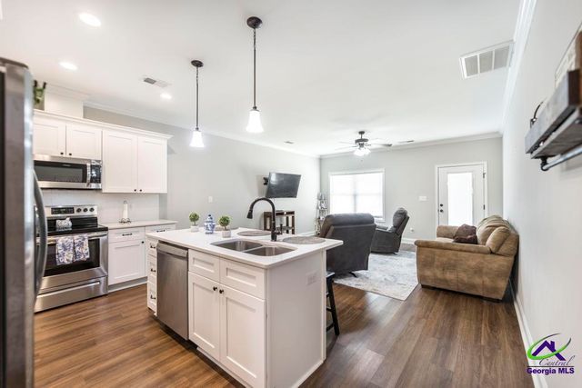 309 Charles Gray Boulevard, Perry, GA 31069