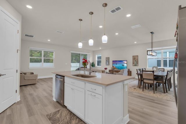 13031 SKYWAY LANE, Orlando, FL 32828