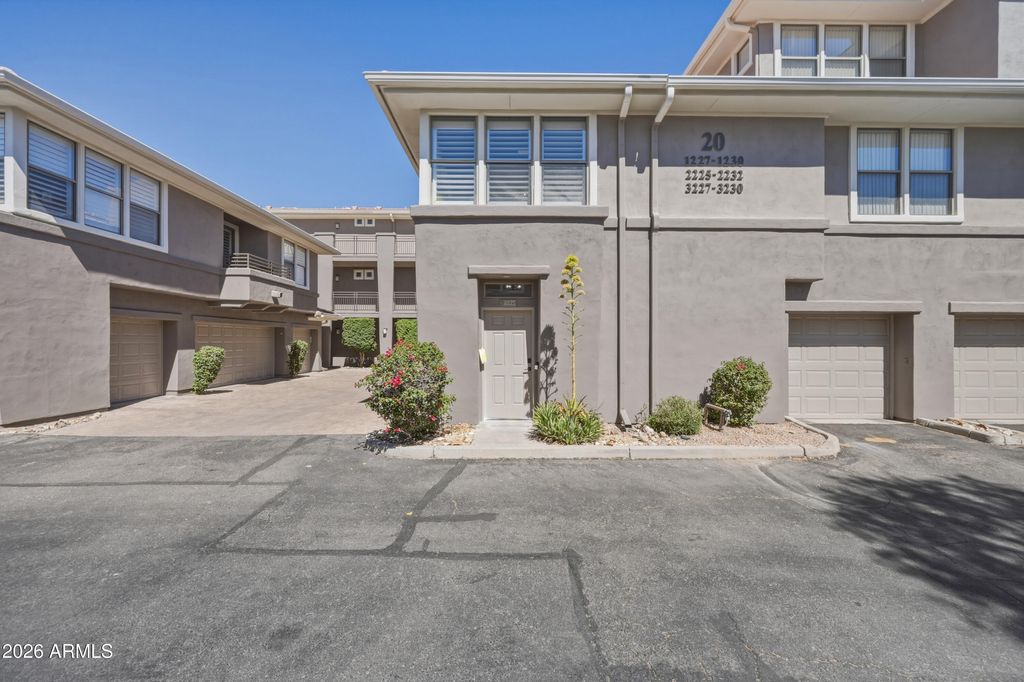 19777 N 76TH Street 2225, Scottsdale, AZ 85255 — photo 2