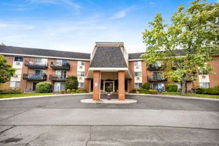 1188 Royal Glen Drive 126, Glen Ellyn, IL 60137