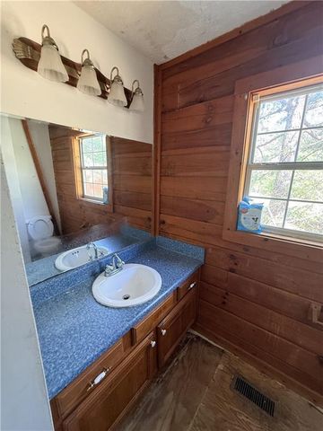2018 Star Point Road, Carrollton, GA 30116