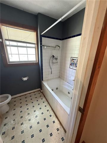 2018 Star Point Road, Carrollton, GA 30116