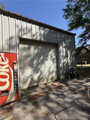 2018 Star Point Road, Carrollton, GA 30116