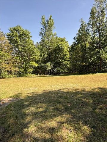 2018 Star Point Road, Carrollton, GA 30116