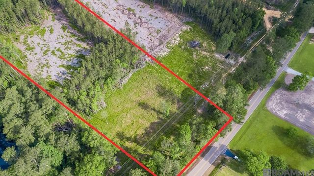 19211 Liberty Rd, Pride, LA 70770