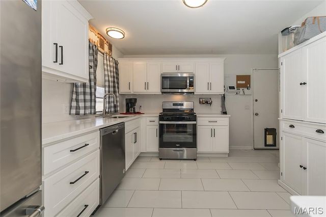 4337 Varano Drive, Florissant, MO 63033