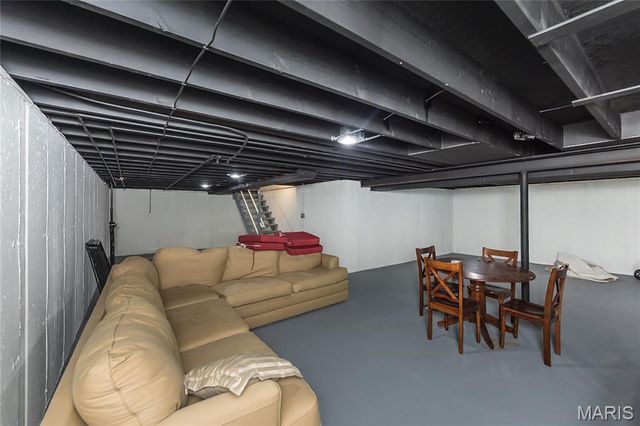 4337 Varano Drive, Florissant, MO 63033