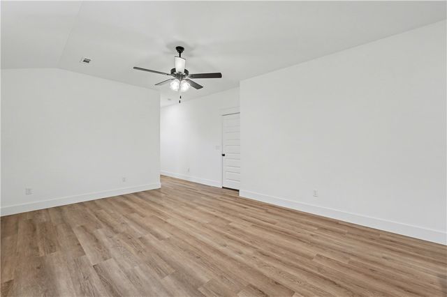 631 Kendra Street, Prairie Grove, AR 72753