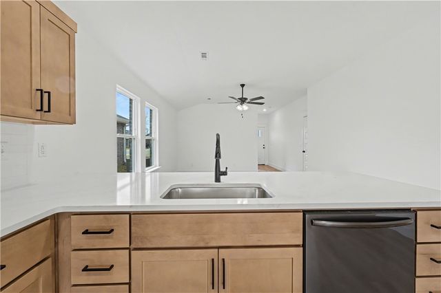 631 Kendra Street, Prairie Grove, AR 72753