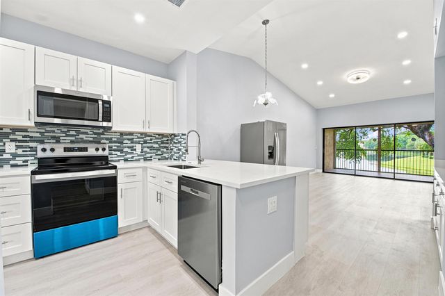 2249 SW 15TH Street 188, Deerfield Beach, FL 33442