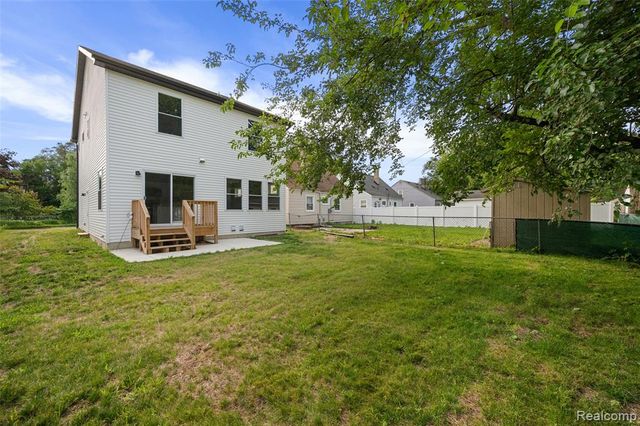 23376 Vassar Avenue, Hazel Park, MI 48030