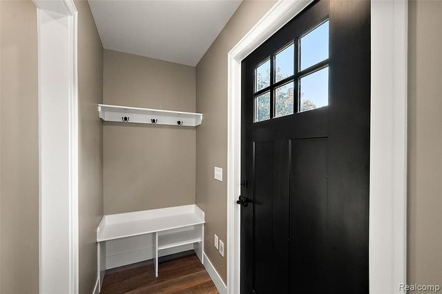23376 Vassar Avenue, Hazel Park, MI 48030