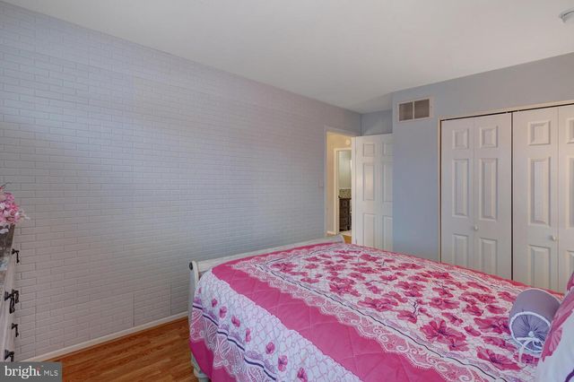 223 SERPENT LANE, Manahawkin, NJ 08050