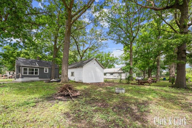 2044 Wood Street, Muskegon Heights City, MI 49444