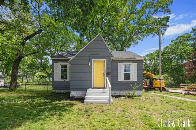 2044 Wood Street, Muskegon Heights City, MI 49444