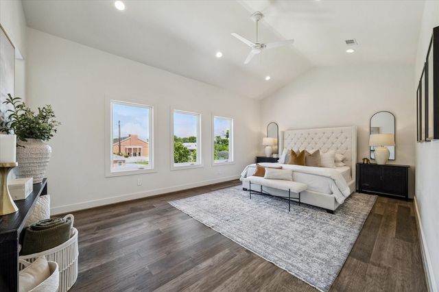 3827 Arlington Street, Houston, TX 77018