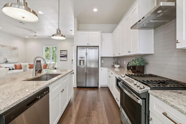 3827 Arlington Street, Houston, TX 77018