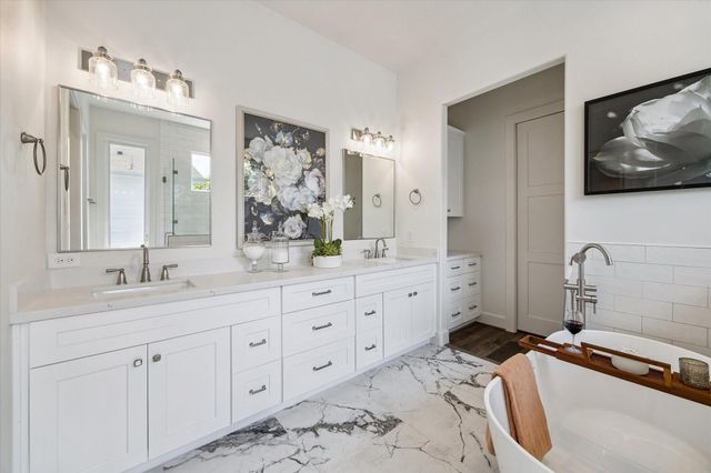 3827 Arlington Street, Houston, TX 77018