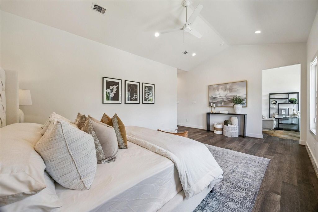 3827 Arlington Street, Houston, TX 77018