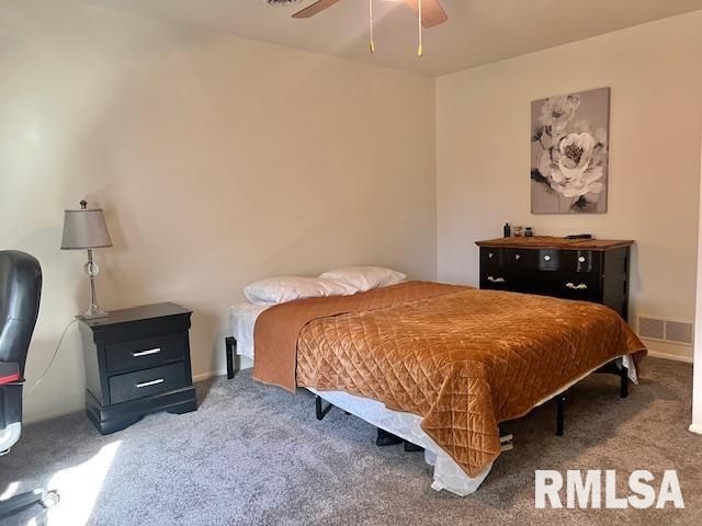 3550 DEVILS GLEN Road, Bettendorf, IA 52722