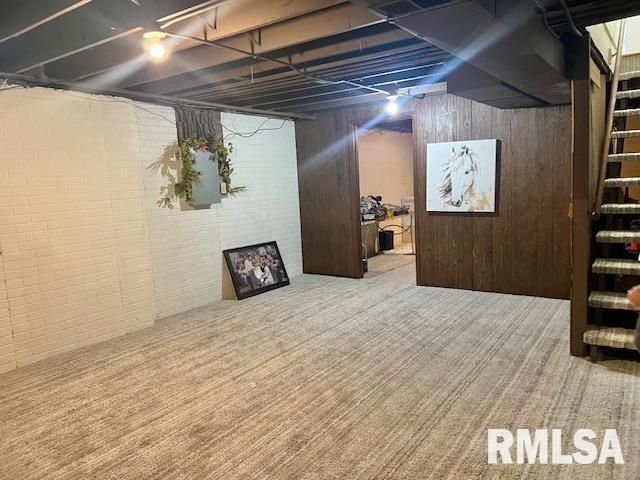 3550 DEVILS GLEN Road, Bettendorf, IA 52722