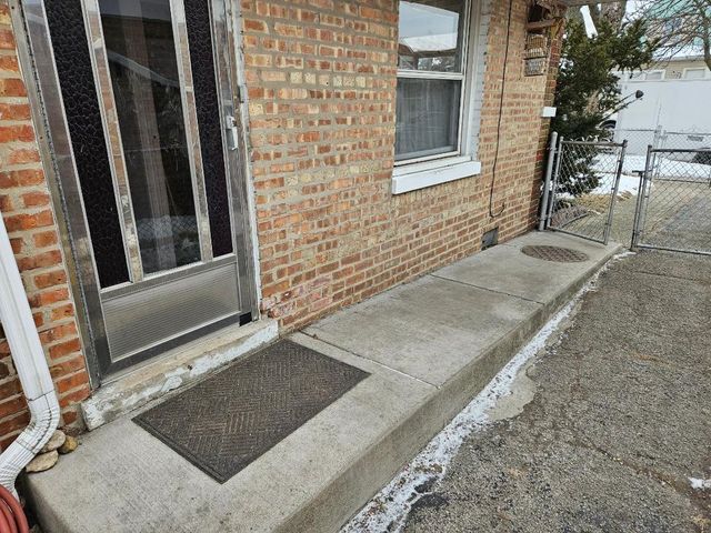 7436 W 58th Street, Summit, IL 60501