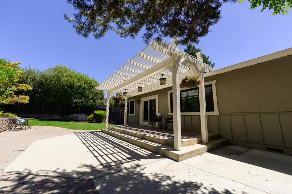 Image 106 of property listing at 14 Purple Hills Court, Scotts Valley, CA 95066