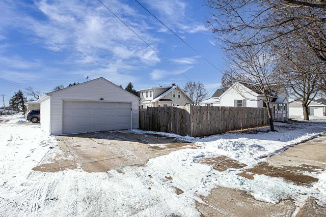 331 N JOHN STREET, Kimberly, WI 54136