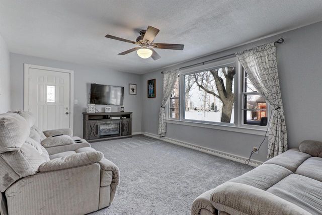 331 N JOHN STREET, Kimberly, WI 54136