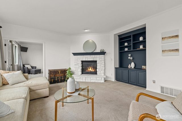 35204 SE Augusta Place, Snoqualmie, WA 98065