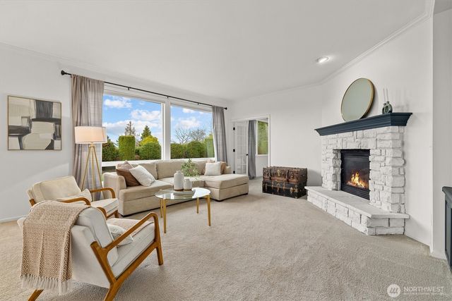 35204 SE Augusta Place, Snoqualmie, WA 98065