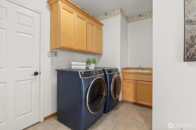 35204 SE Augusta Place, Snoqualmie, WA 98065