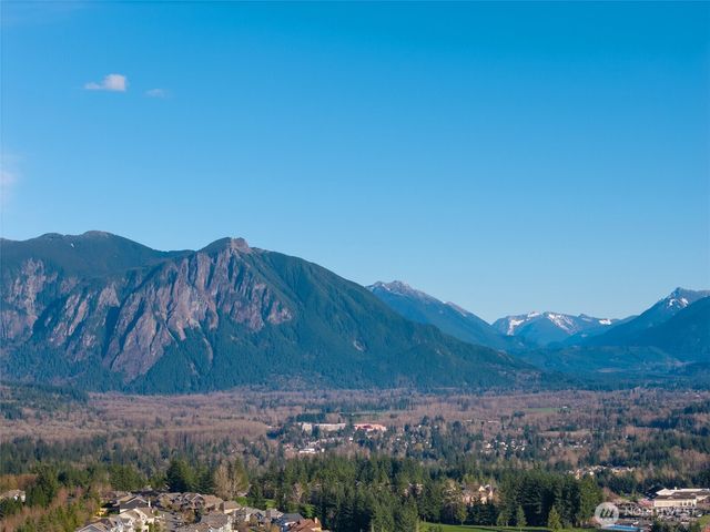 35204 SE Augusta Place, Snoqualmie, WA 98065