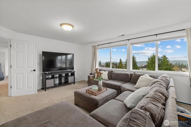 35204 SE Augusta Place, Snoqualmie, WA 98065